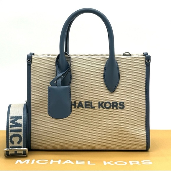 Michael Kors Mirella Small Pebbled Leather
Crossbody Bag Light Cream/Denim - Picture 1 of 11